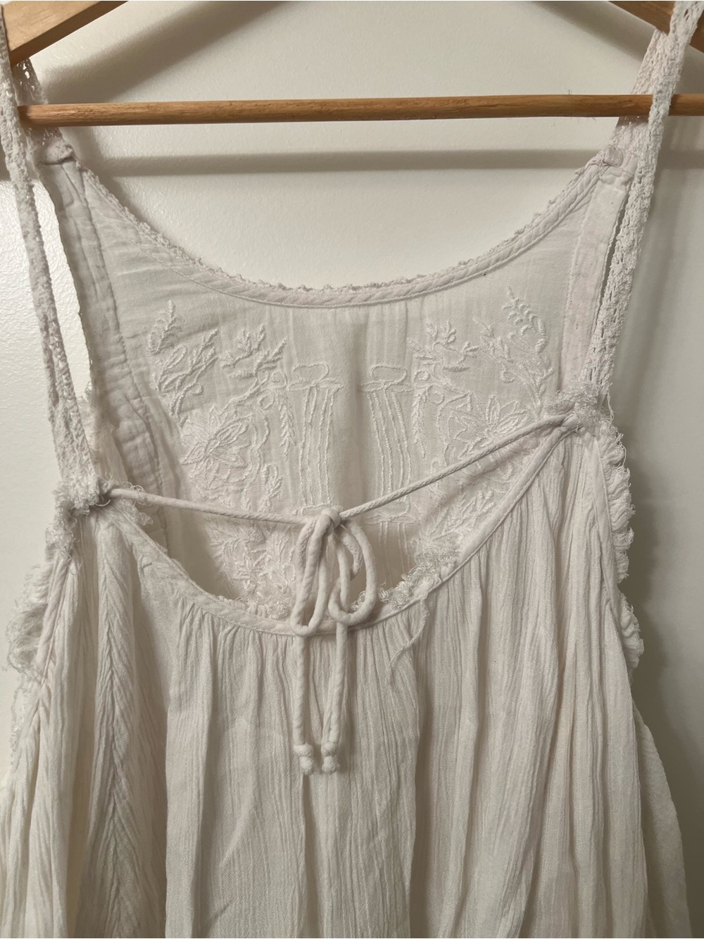 Free People Wonderland Apron Top – White, Size Medium - Picture 11 of 13
